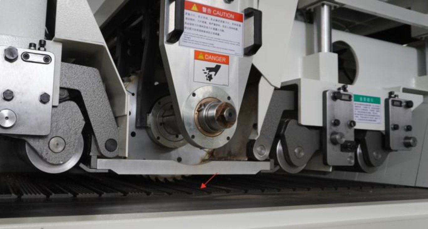 Winter Holztechnik Wielopiła z 4 elektrycznie regulowanymi piłami MULTIMAX 175 M4 zdjęcie 6